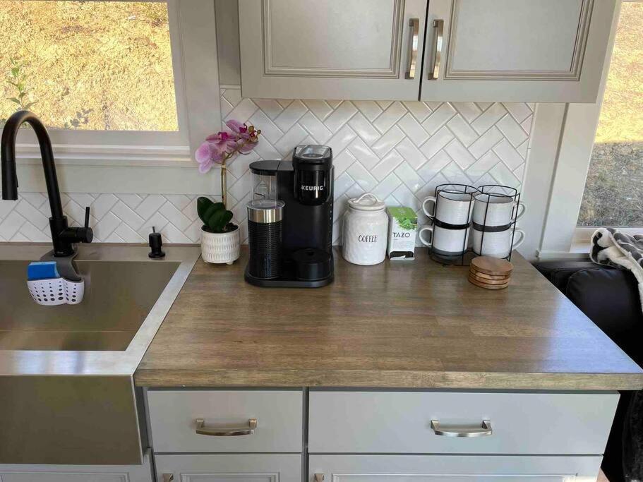 Casavagos Tiny House Apartment McKinleyville Exterior photo